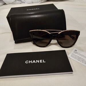 Pre owned Chanel sunglasses